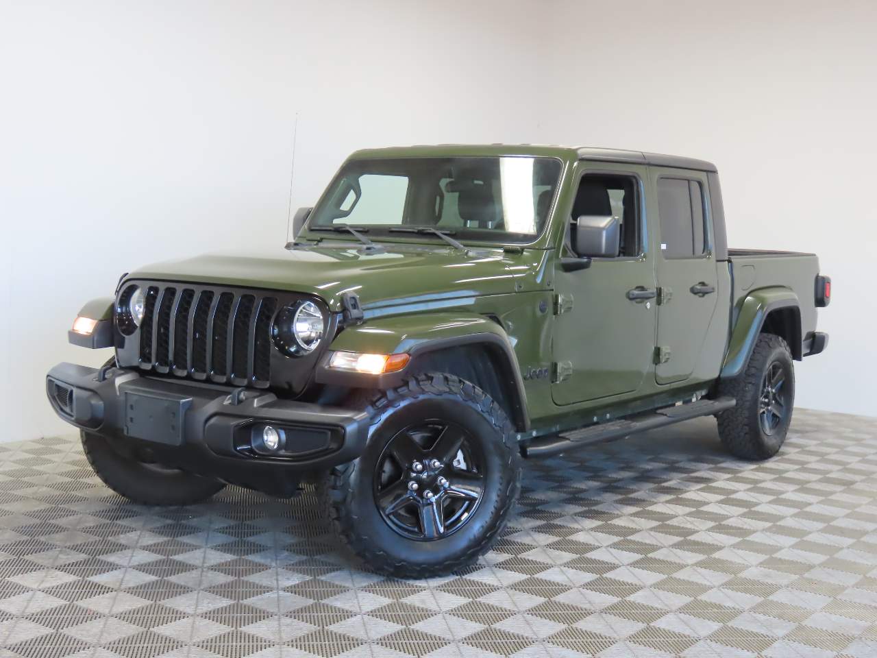 2021 Jeep Gladiator Sport Crew Cab