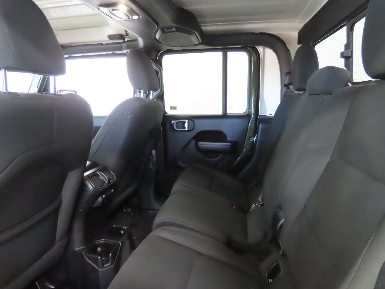 2021 Jeep Gladiator Sport Crew Cab