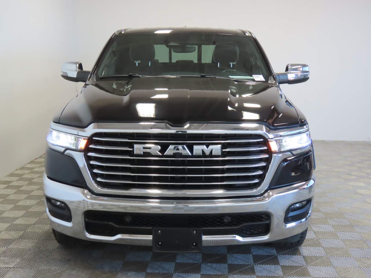 2025 Ram 1500 Laramie Crew Cab