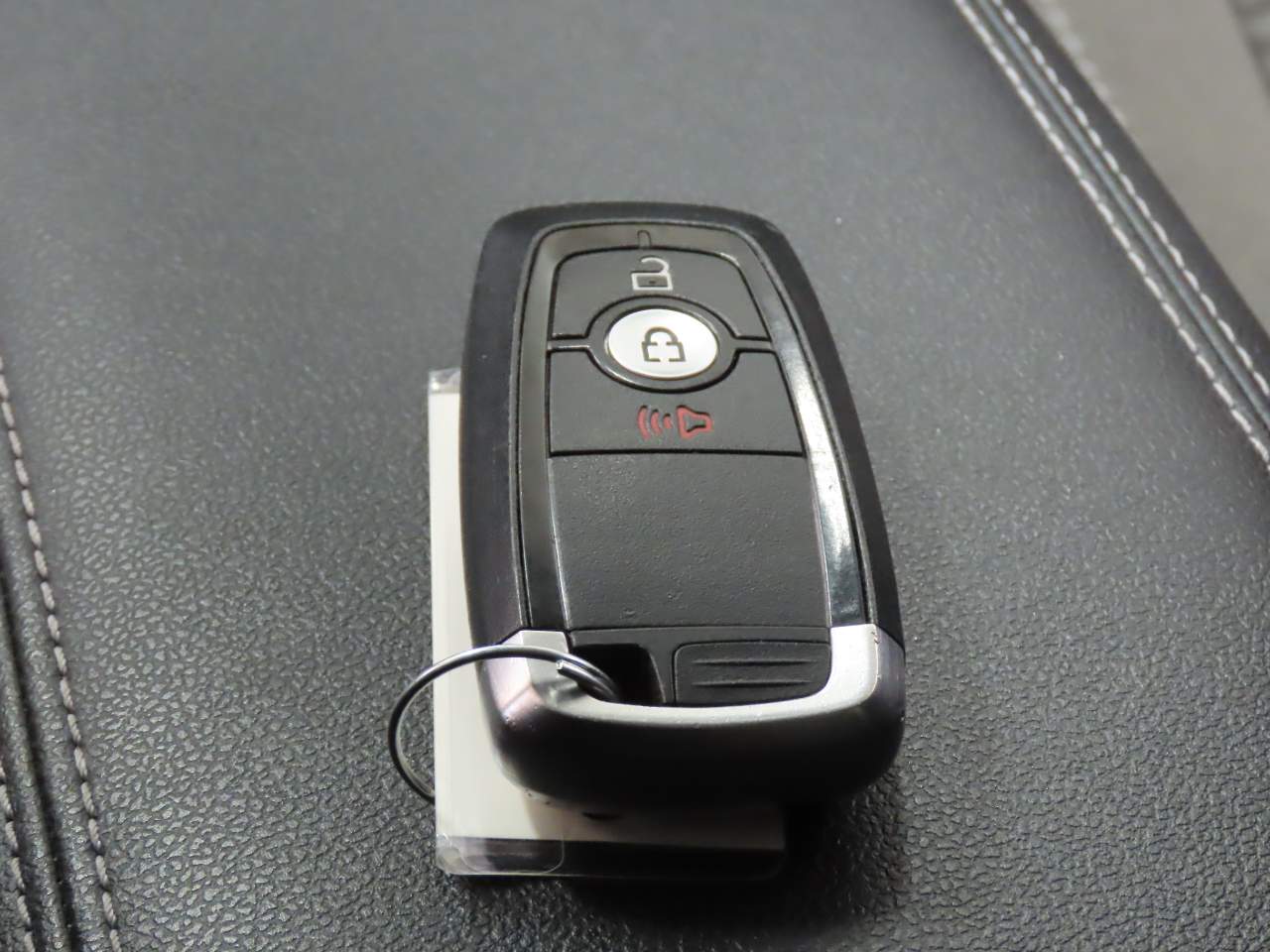 2022 Ford Escape Hybrid SE