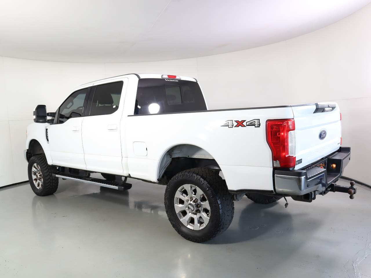 2019 Ford F-250 Super Duty Lariat Crew Cab