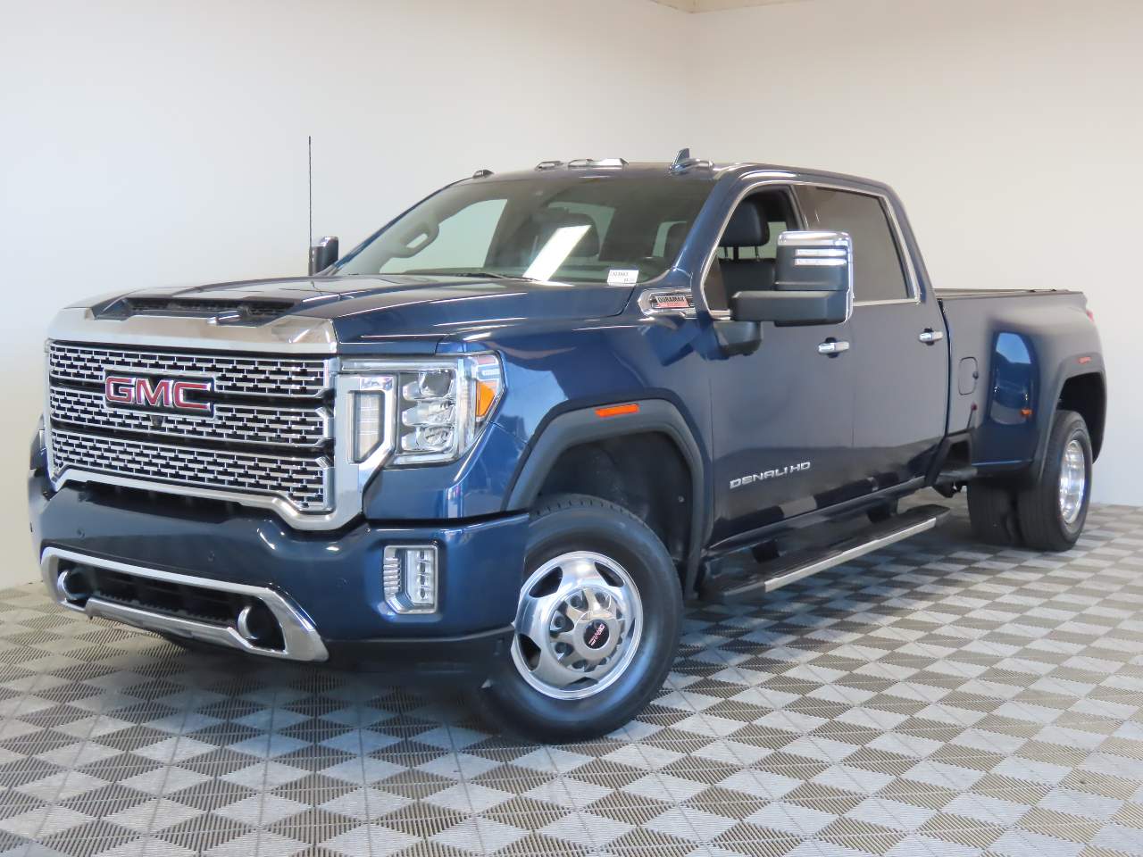 2020 GMC Sierra 3500HD Denali Crew Cab