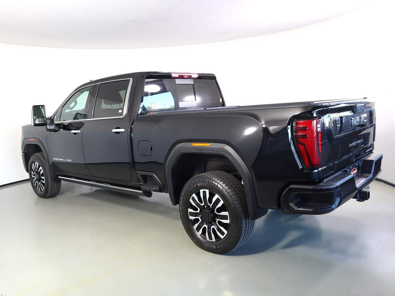 2024 GMC Sierra 2500HD Denali Ultimate Crew Cab