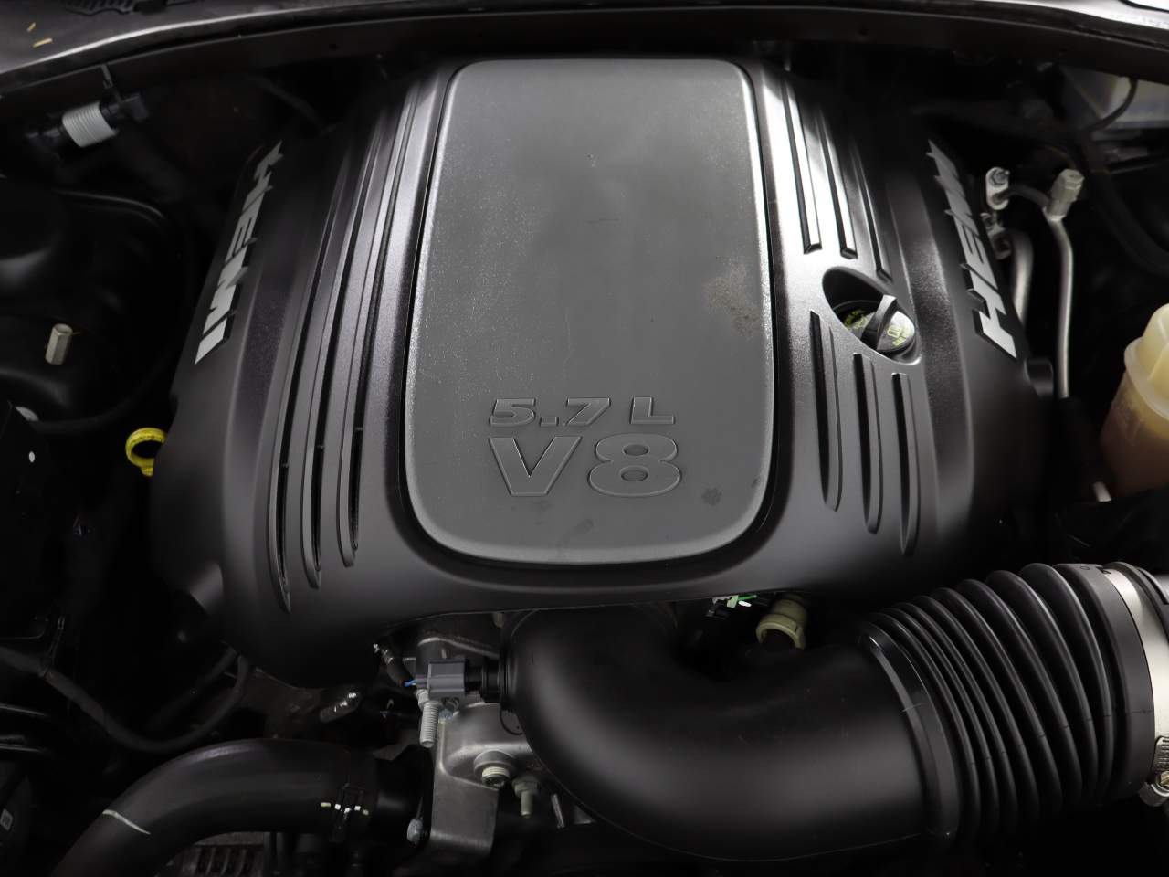 2022 Chrysler 300 S V8