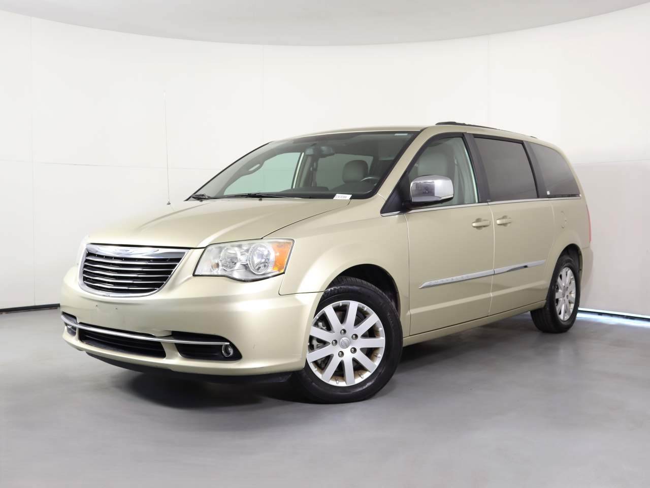 2012 Chrysler Town and Country Touring-L