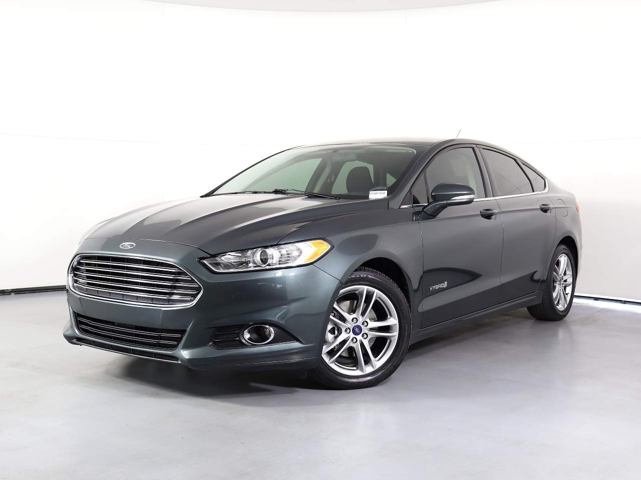 2016 Ford Fusion Hybrid SE