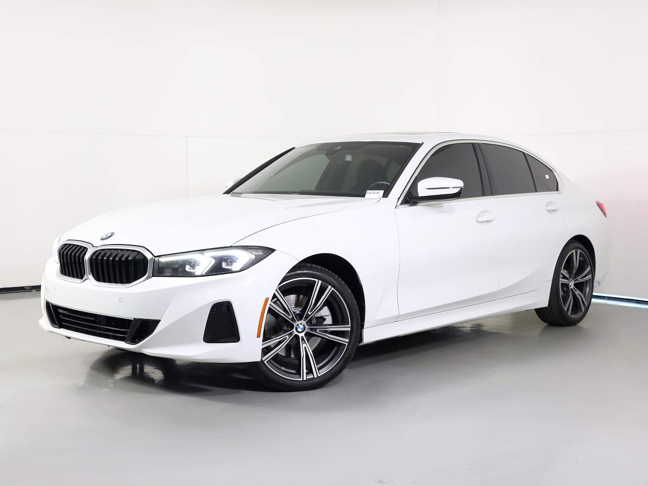 2024 BMW 3-Series 330i