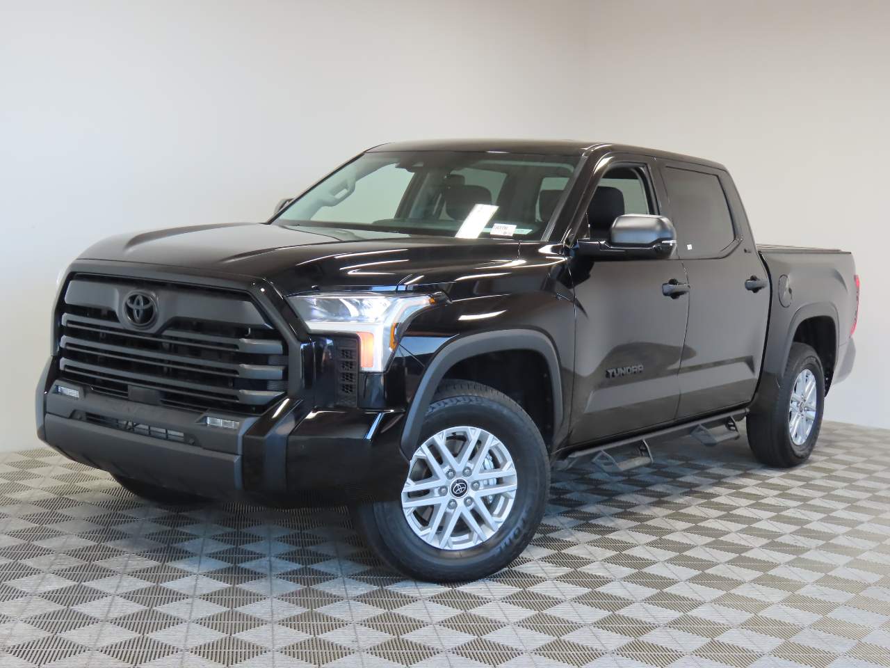 2024 Toyota Tundra SR5 Crew Cab