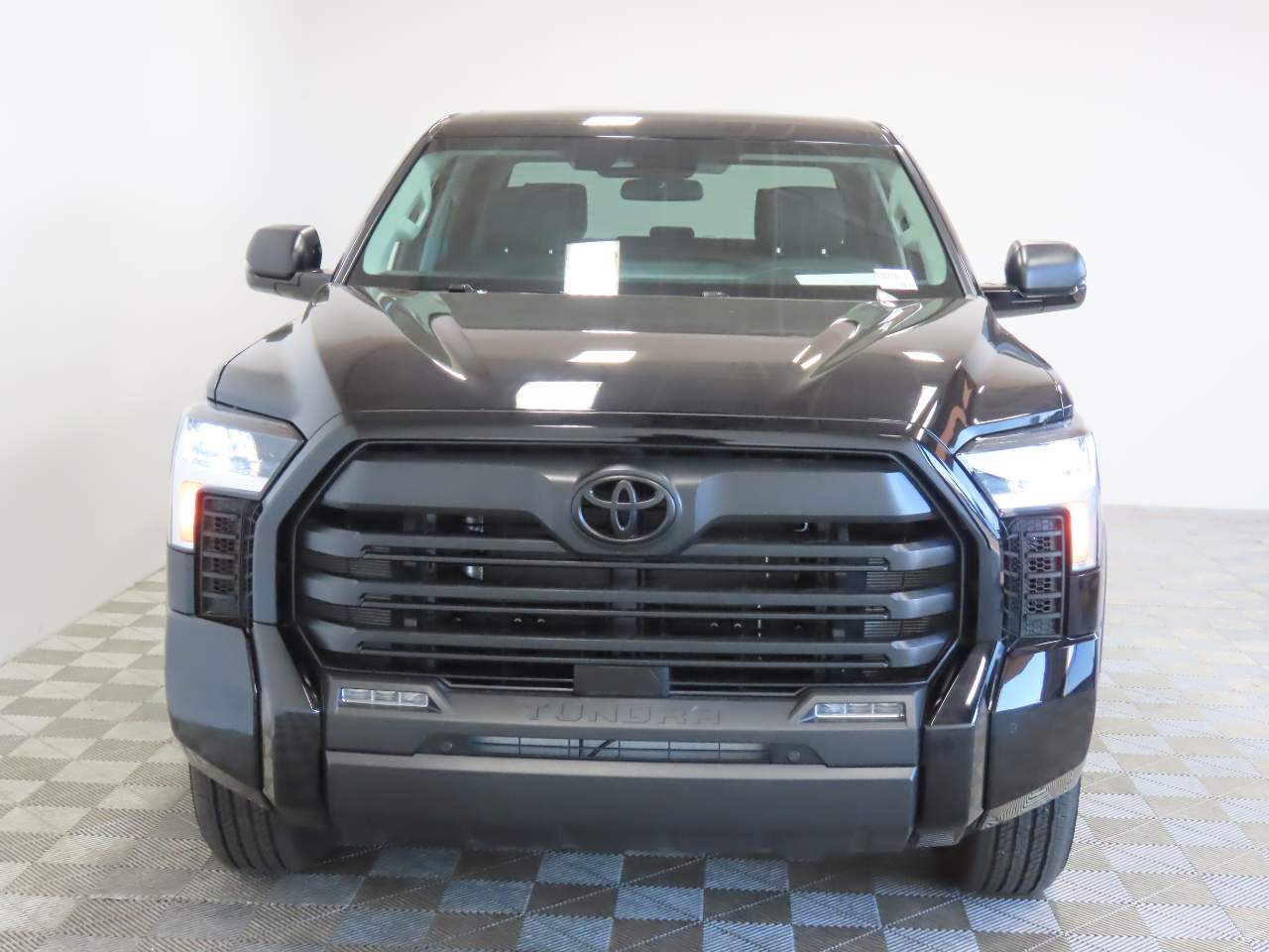 2024 Toyota Tundra SR5 Crew Cab