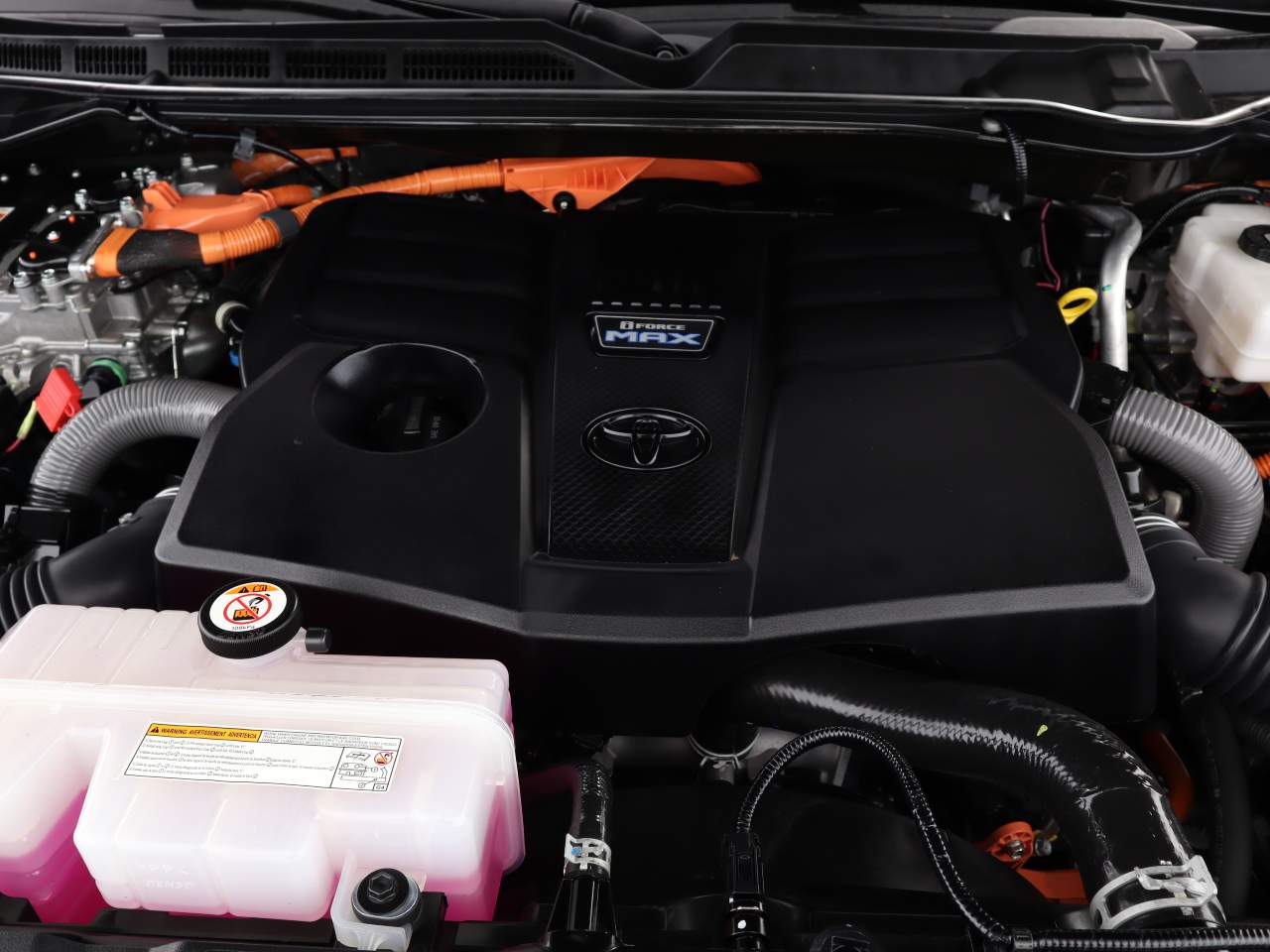 2024 Toyota Tundra Platinum HV Crew Cab