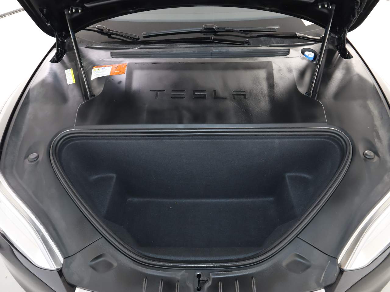 2016 Tesla Model S 90D