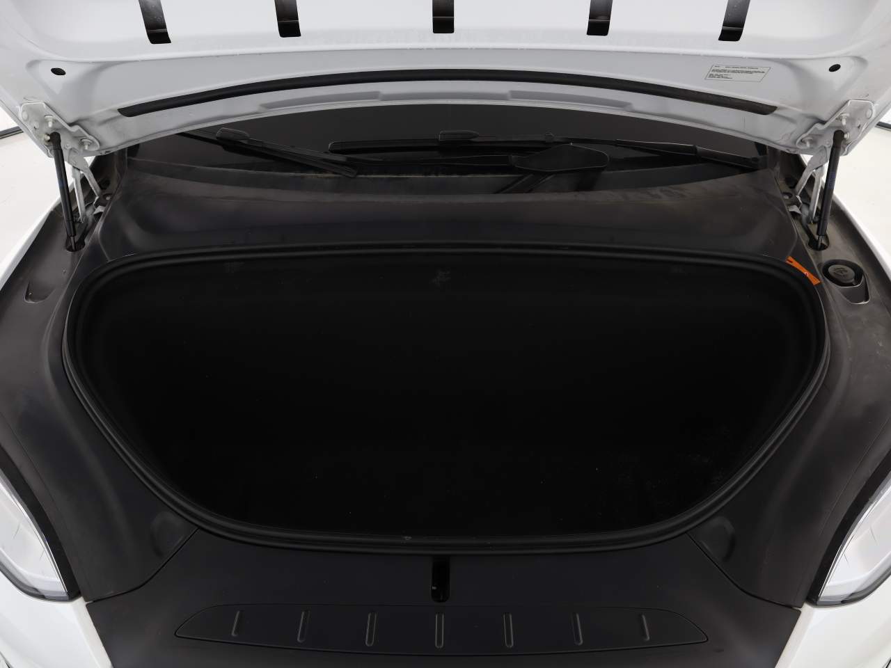 2023 Tesla Model X Plaid