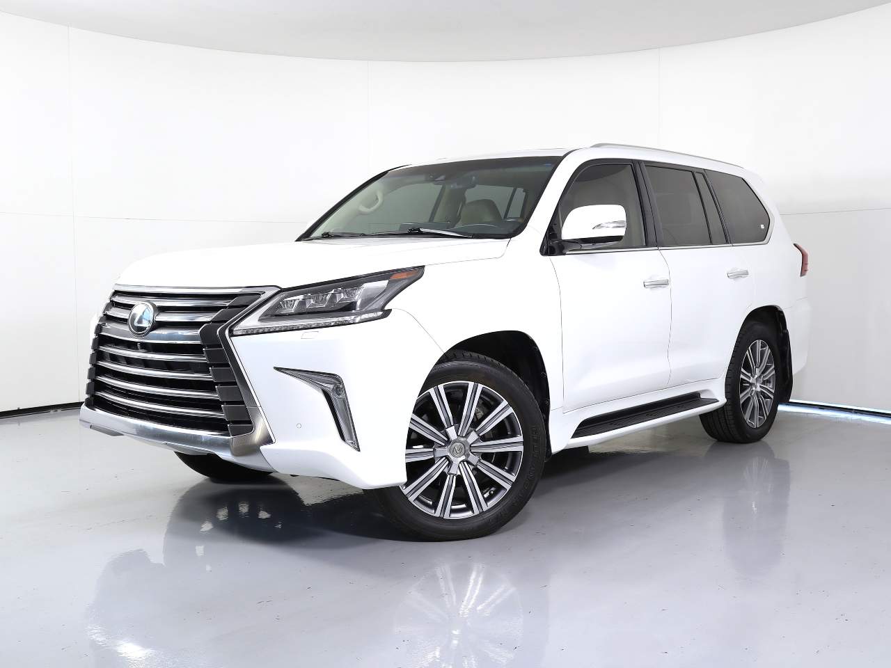 2016 Lexus LX 570