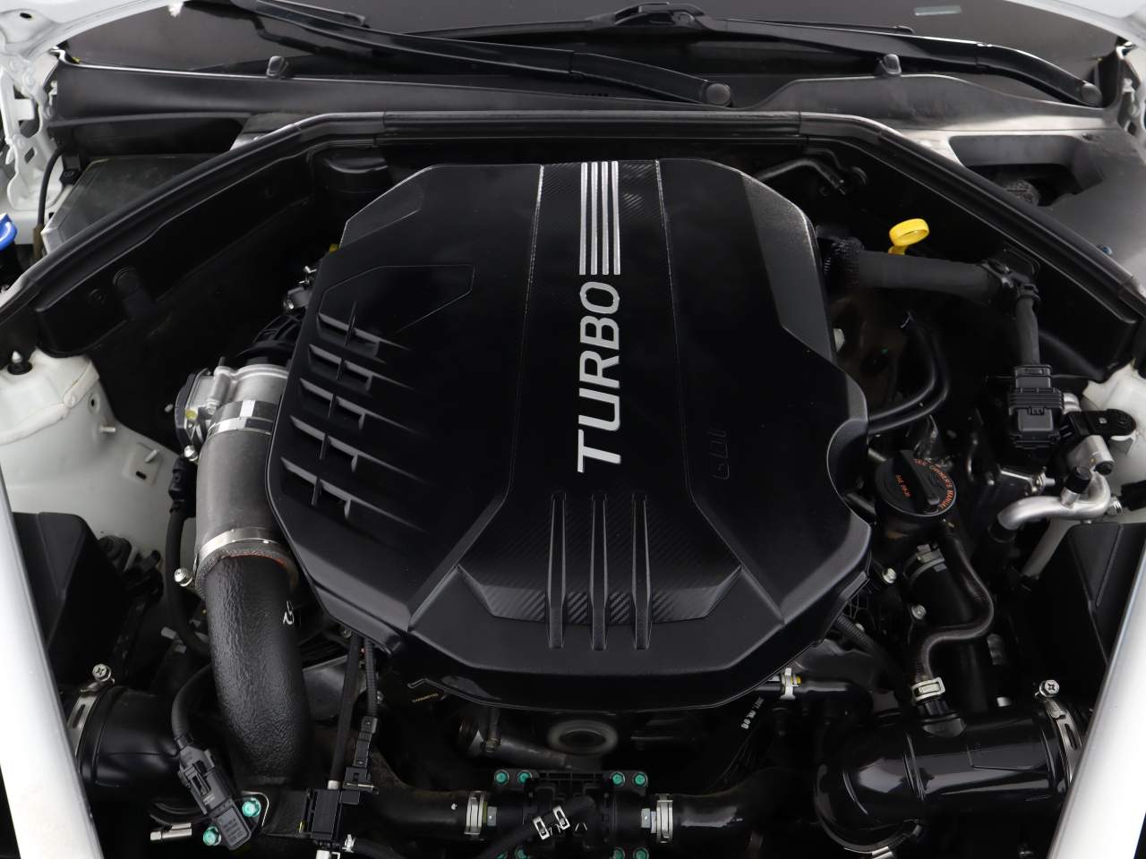 2022 Genesis G70 3.3T Standard