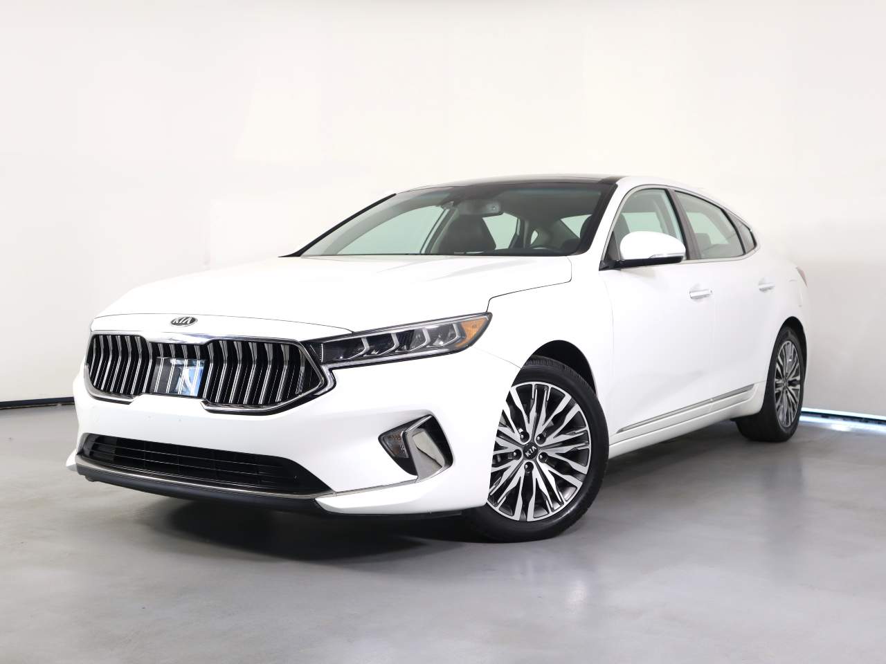 2020 Kia Cadenza Technology