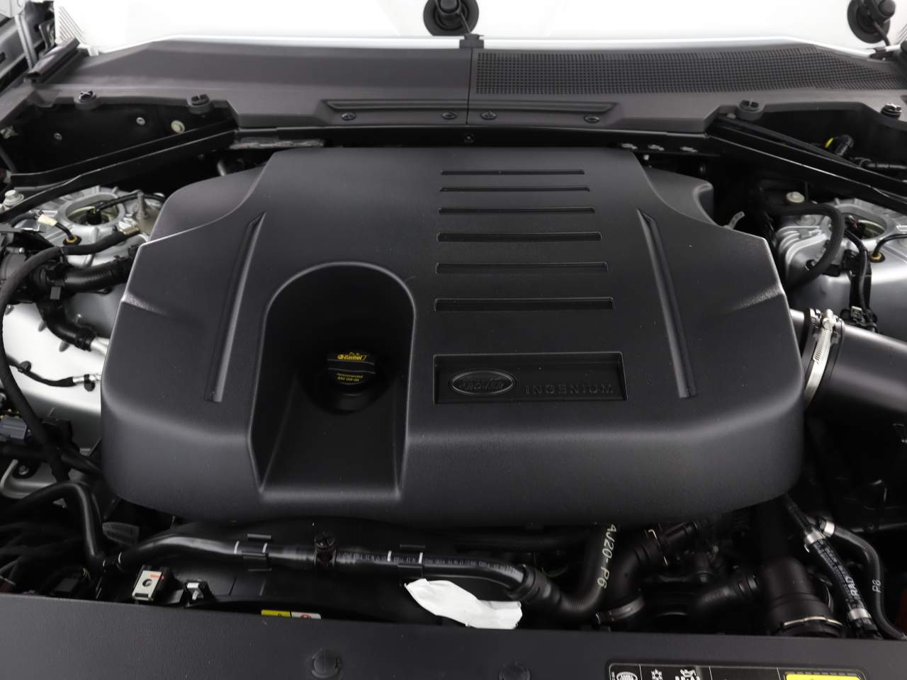 2020 Land Rover Defender 110 SE