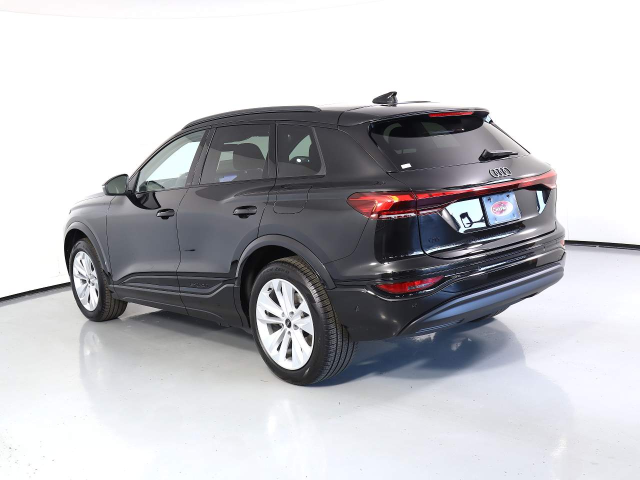 2025 Audi Q6 e-tron Premium