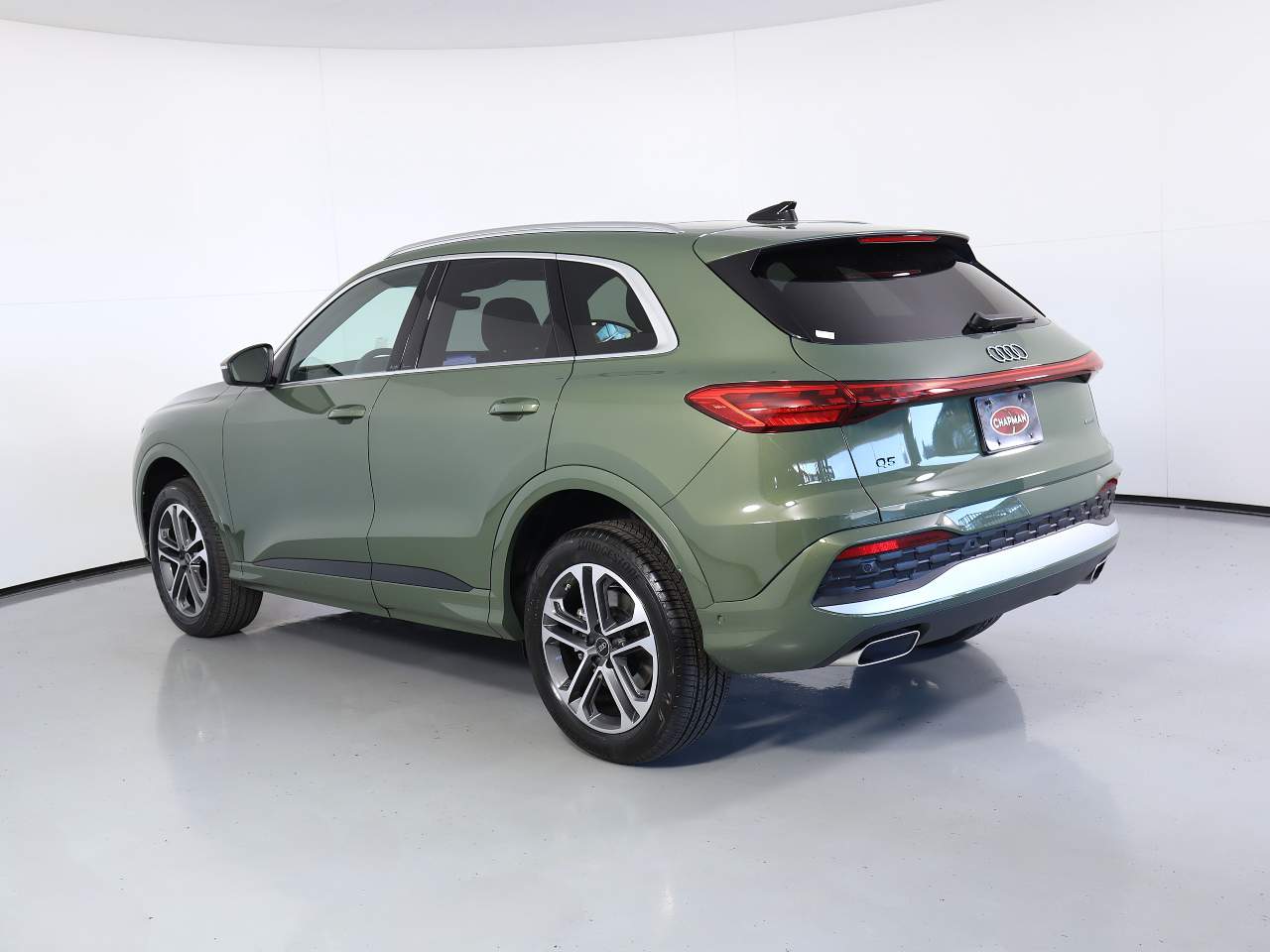 2025 Audi Q5 quattro Premium TFSI