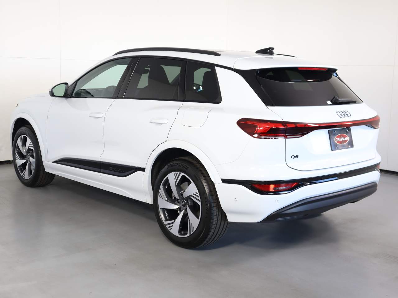 2025 Audi Q6 e-tron quattro Premium Plus