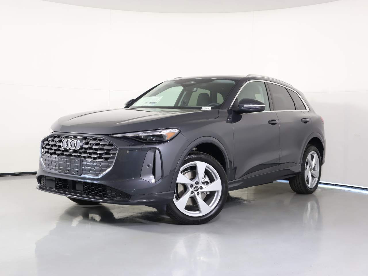 2025 Audi Q5 quattro Premium Plus TFSI