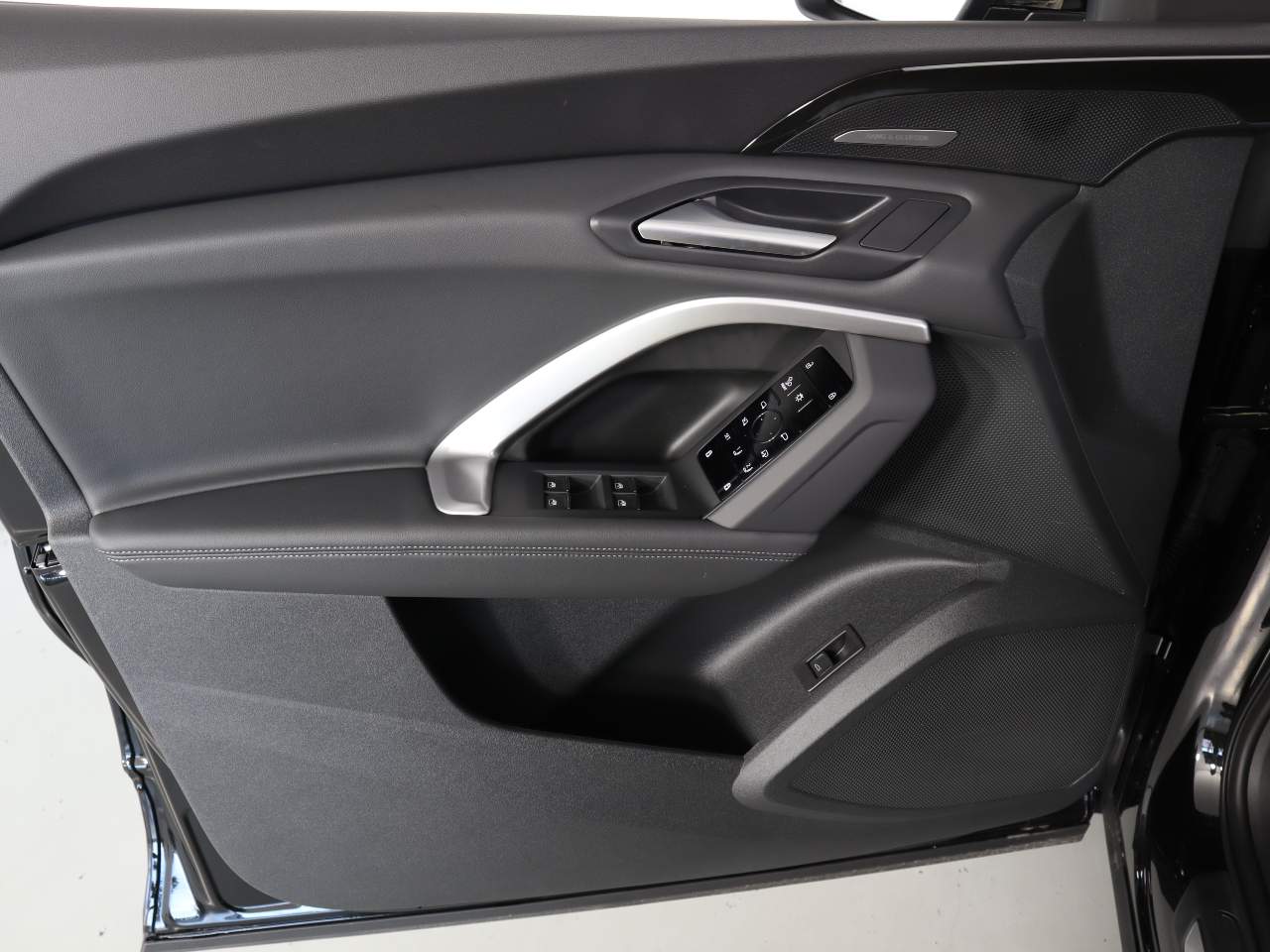 2025 Audi Q5 quattro Premium Plus TFSI