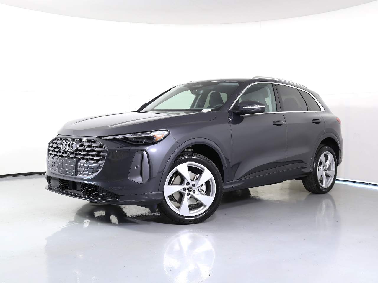 2025 Audi Q5 quattro Premium Plus TFSI