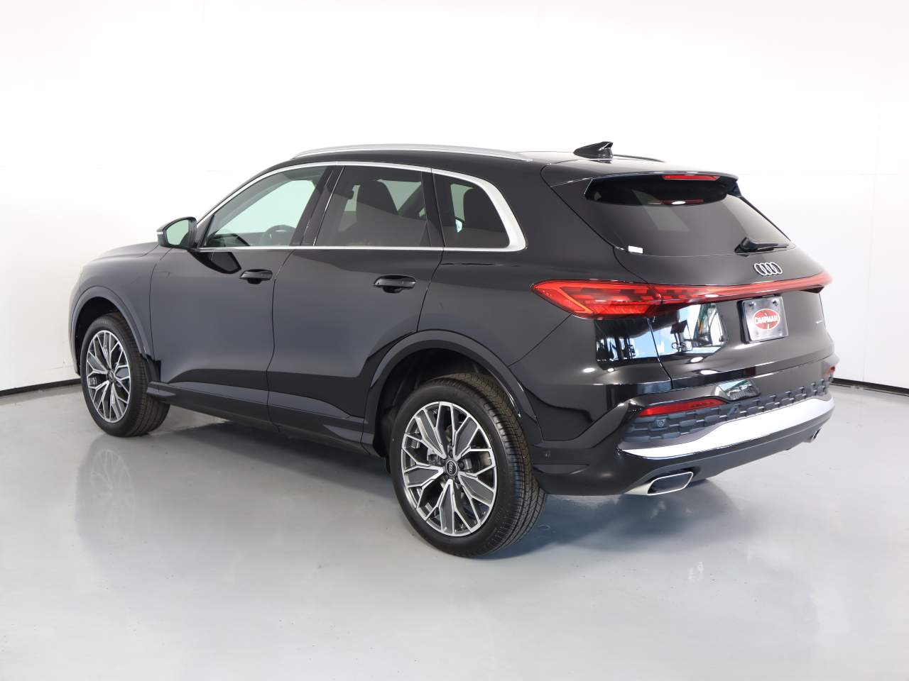 2025 Audi Q5 quattro Premium Plus TFSI