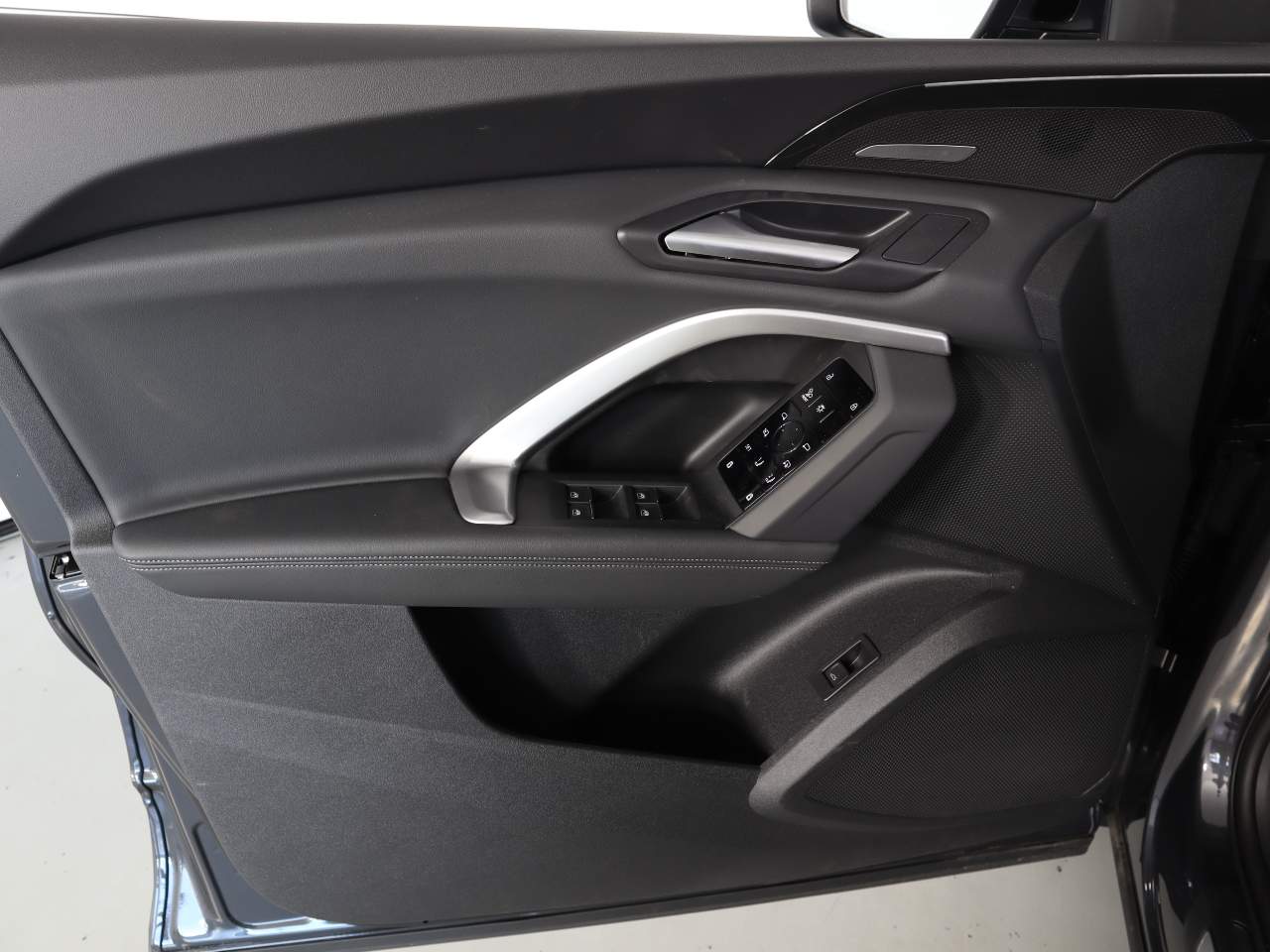 2025 Audi Q5 quattro Premium Plus TFSI