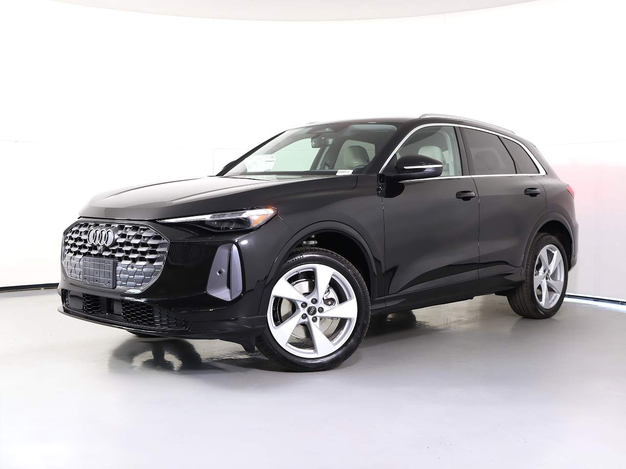 2026 Audi Q5 quattro Premium Plus TFSI
