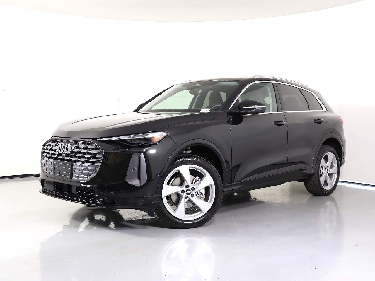 2025 Audi Q5 quattro Premium Plus TFSI