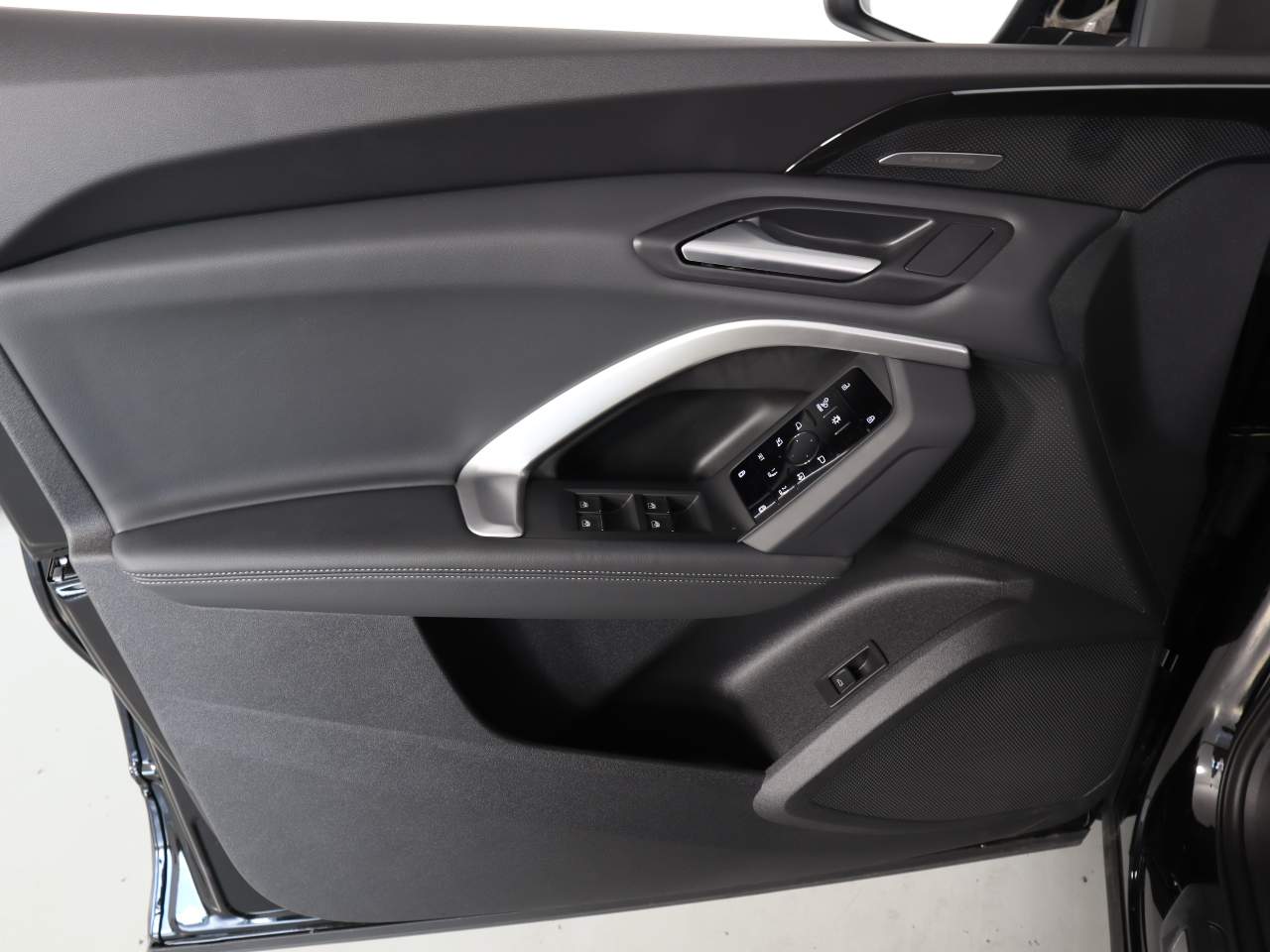 2025 Audi Q5 quattro Premium Plus TFSI
