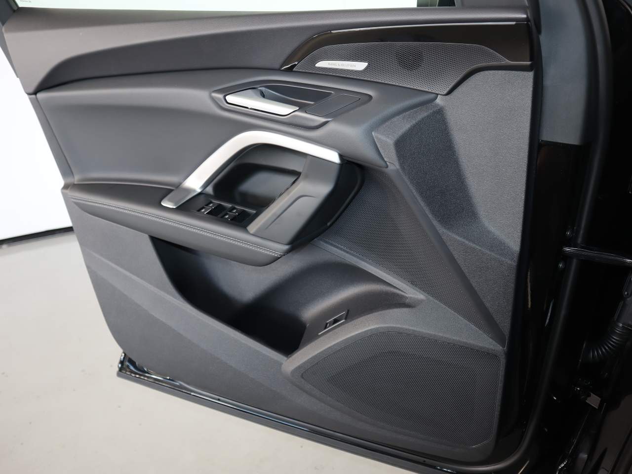 2025 Audi Q5 quattro Premium Plus TFSI