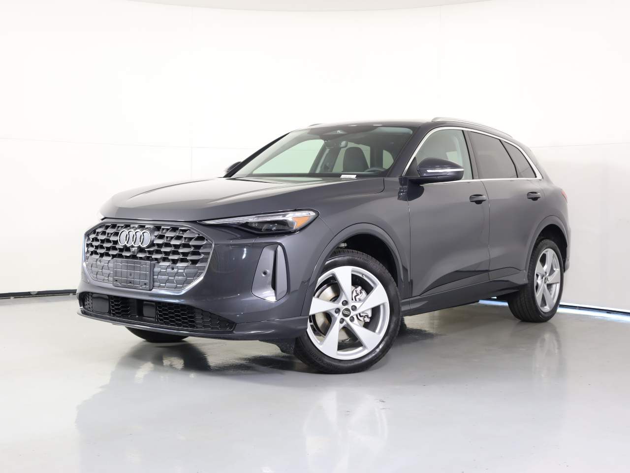 2025 Audi Q5 quattro Premium Plus TFSI