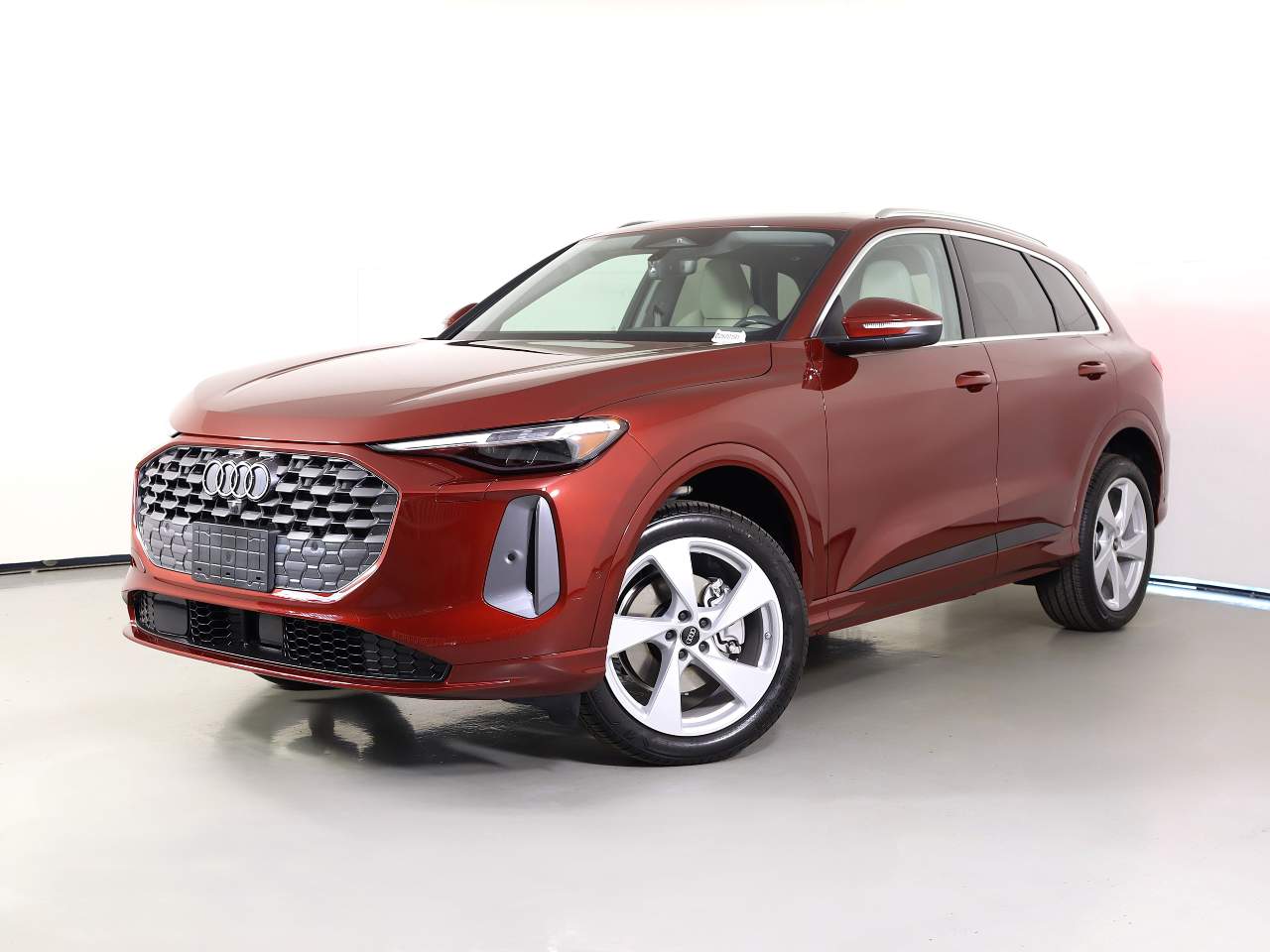 2026 Audi Q5 quattro Premium Plus TFSI
