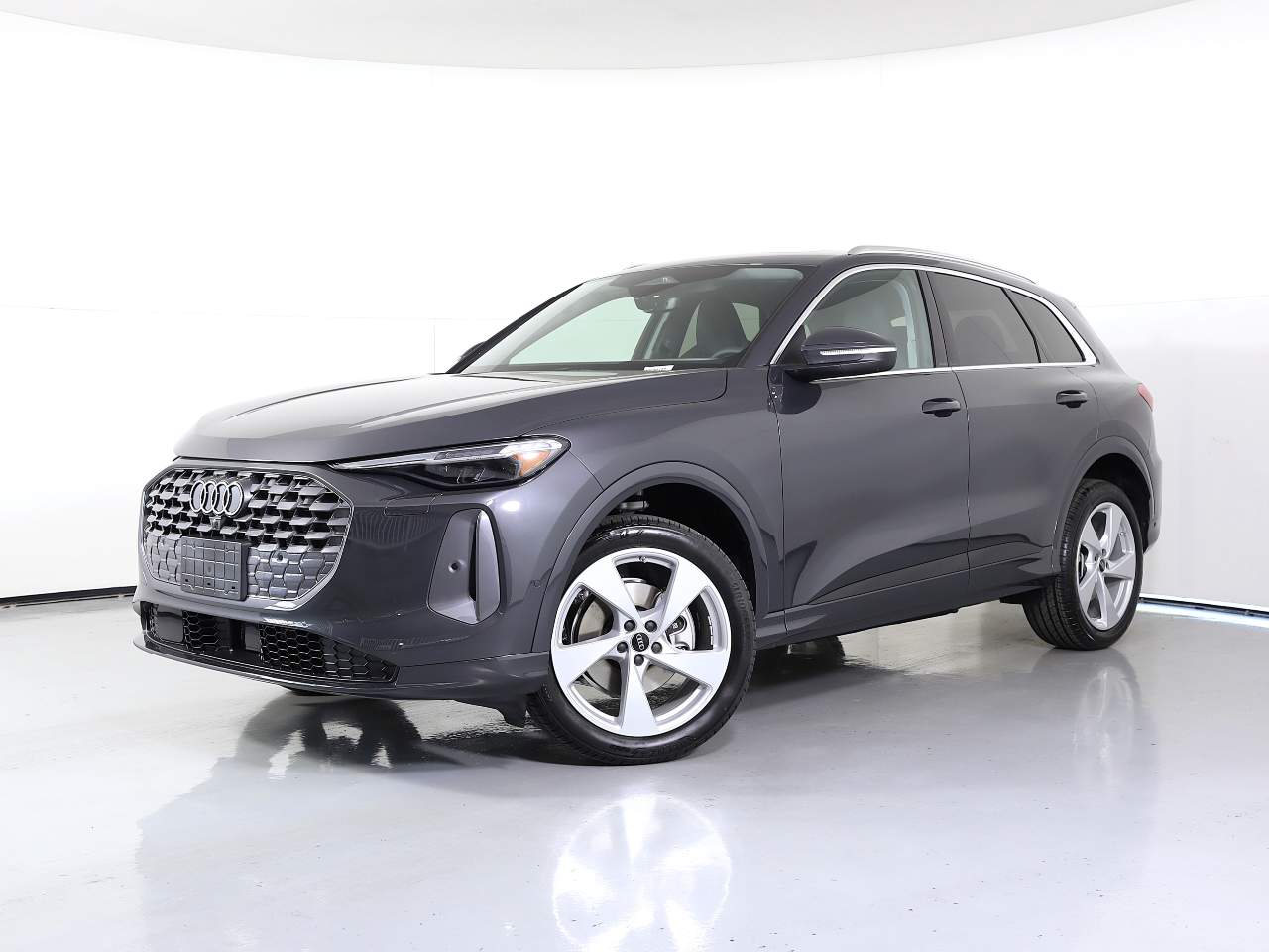 2025 Audi Q5 quattro Premium Plus TFSI