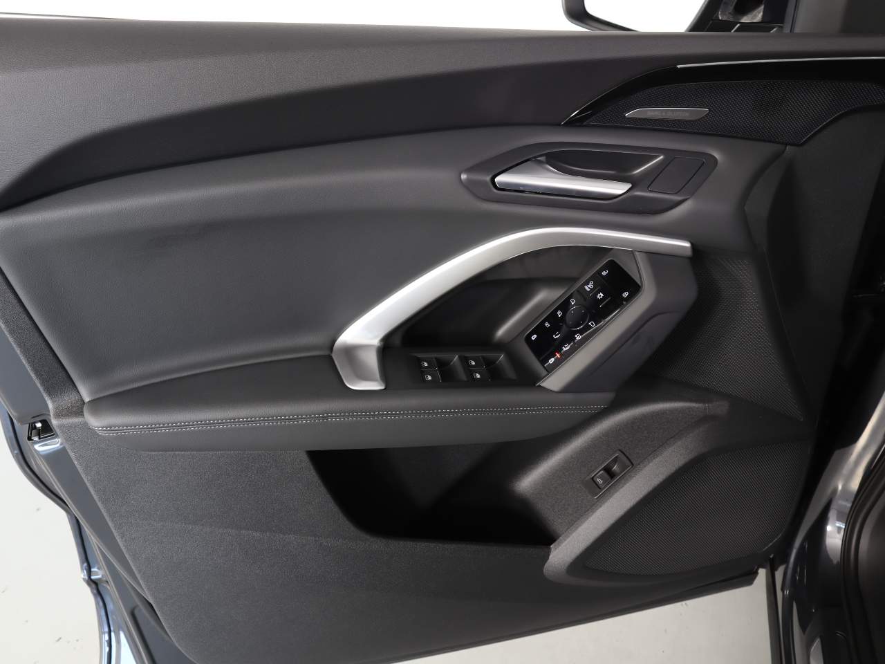 2025 Audi Q5 quattro Premium Plus TFSI