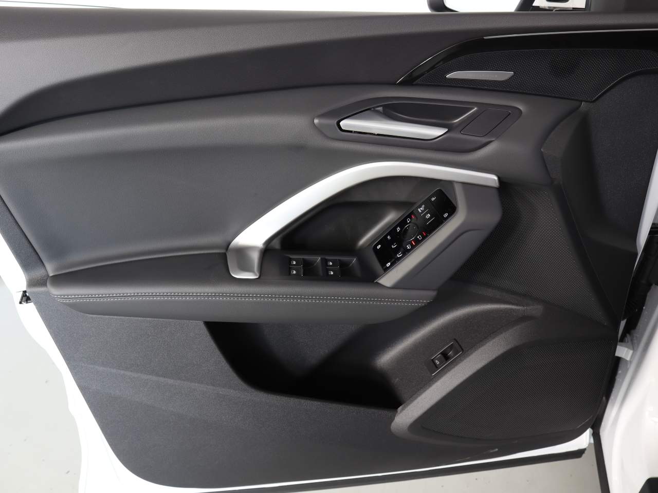 2025 Audi Q5 quattro Premium Plus TFSI