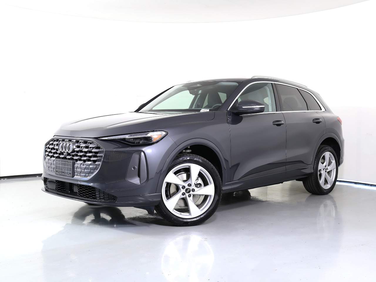 2025 Audi Q5 quattro Premium Plus TFSI