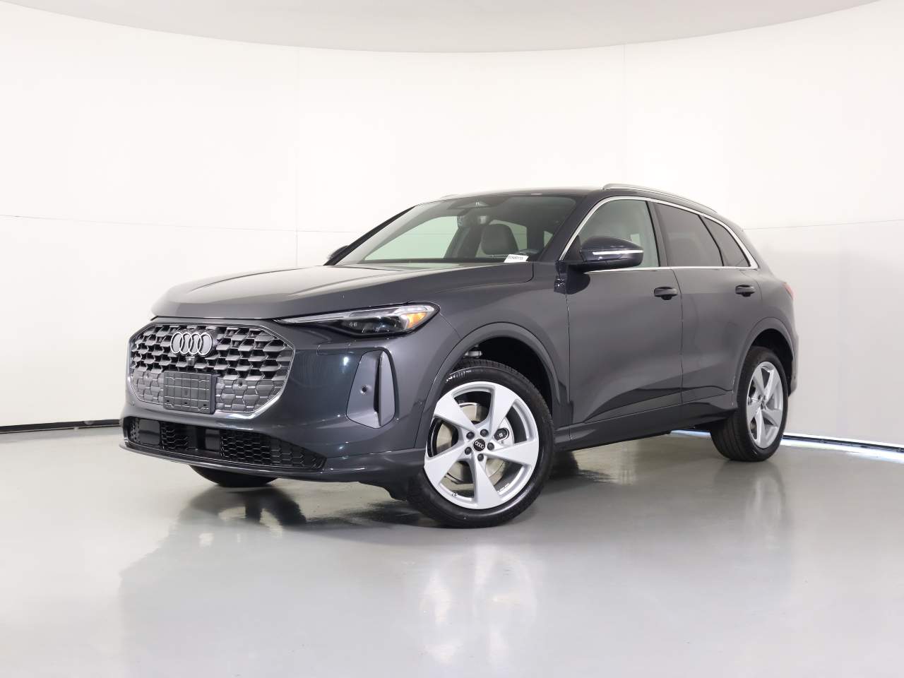 2026 Audi Q5 quattro Premium Plus TFSI
