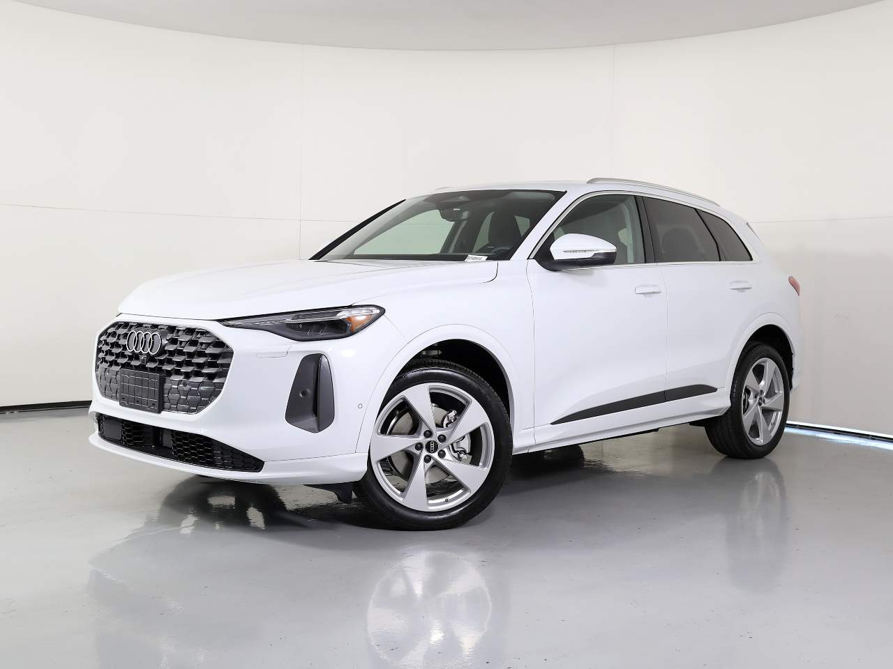 2025 Audi Q5 quattro Premium Plus TFSI
