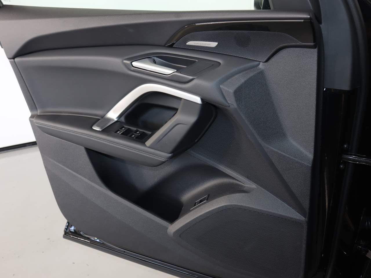 2025 Audi Q5 quattro Premium Plus TFSI