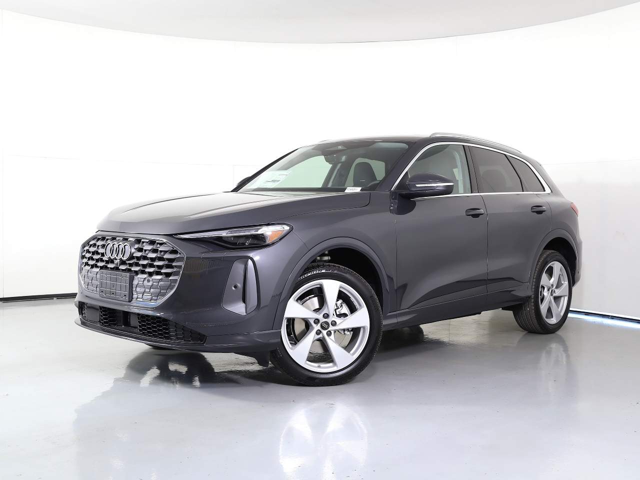 2025 Audi Q5 quattro Premium Plus TFSI