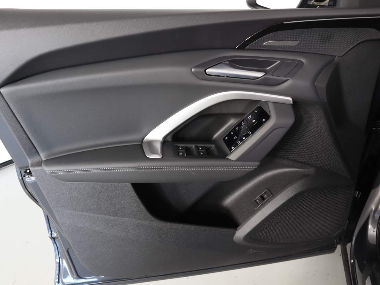 2025 Audi Q5 quattro Premium Plus TFSI