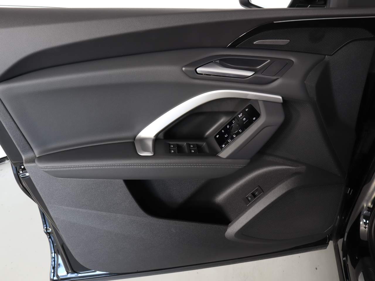 2025 Audi Q5 quattro Premium Plus TFSI