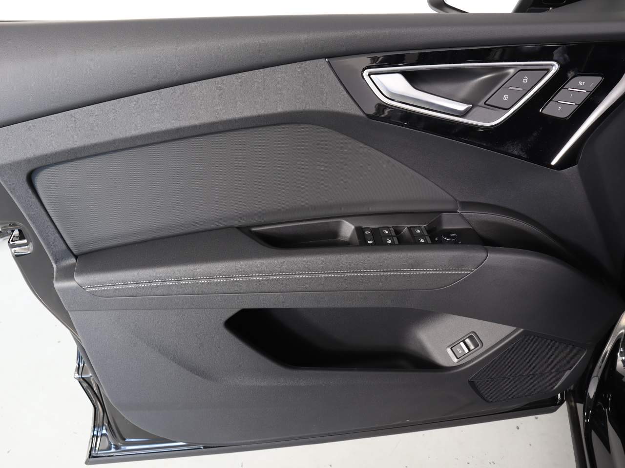 2025 Audi Q4 Sportback e-tron quattro Premium 55