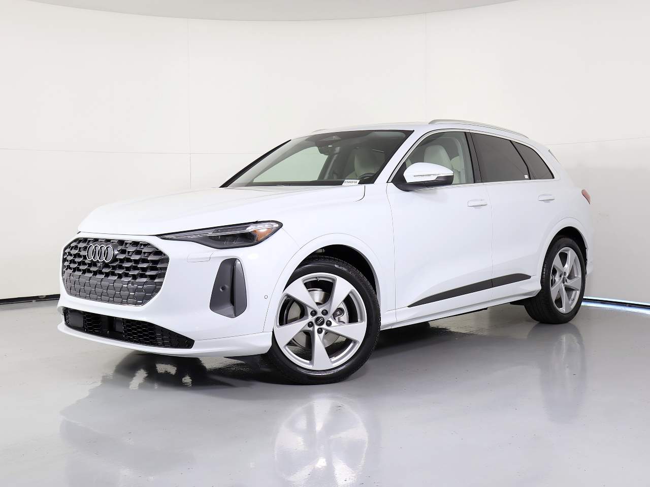 2025 Audi Q5 quattro Prestige TFSI