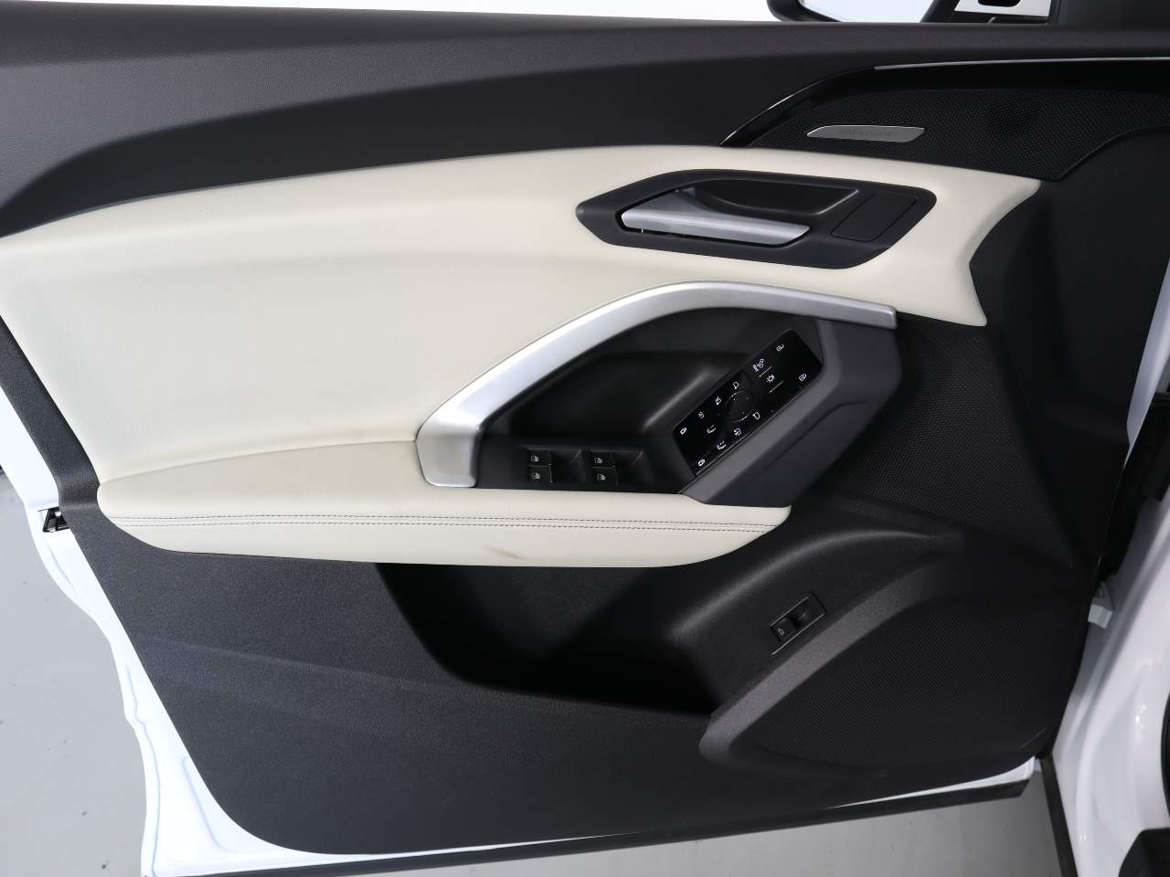 2025 Audi Q5 quattro Prestige TFSI