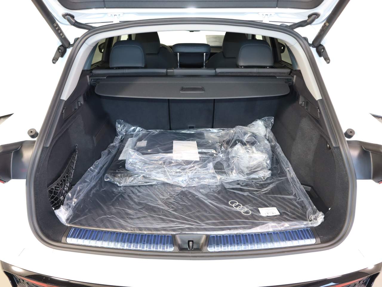2026 Audi Q5 quattro Premium Plus TFSI