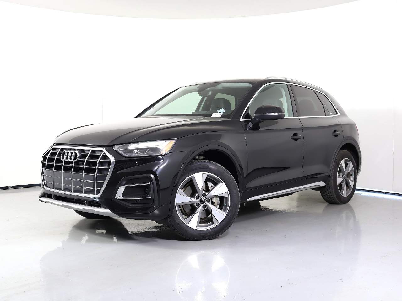2023 Audi Q5 quattro Premium 40 TFSI