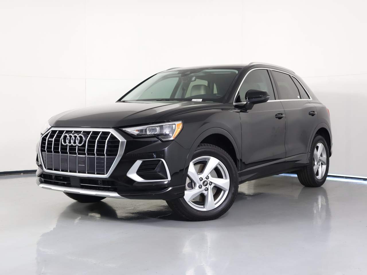 2022 Audi Q3 quattro Premium 40 TFSI
